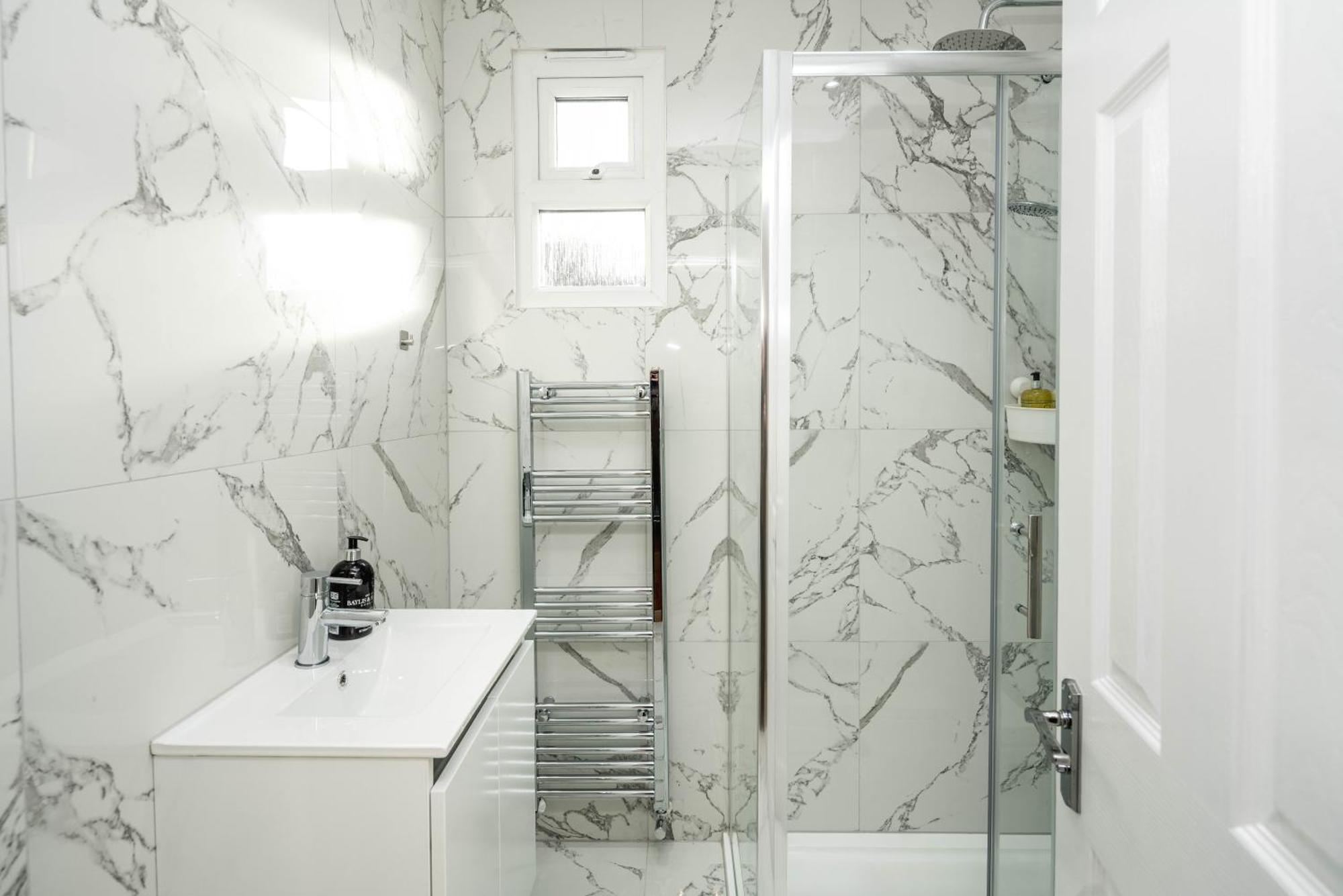 Kensington Muse Apartment Londra Exterior foto